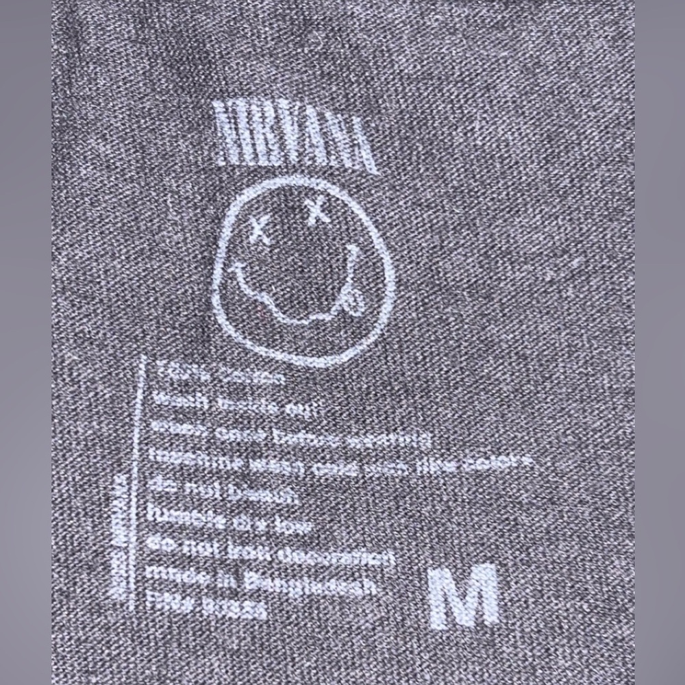Nirvana Smiley Face Tie Dye Graphic T-Shirt Women’s Medium Black 90’s Grunge - Picture 3 of 5